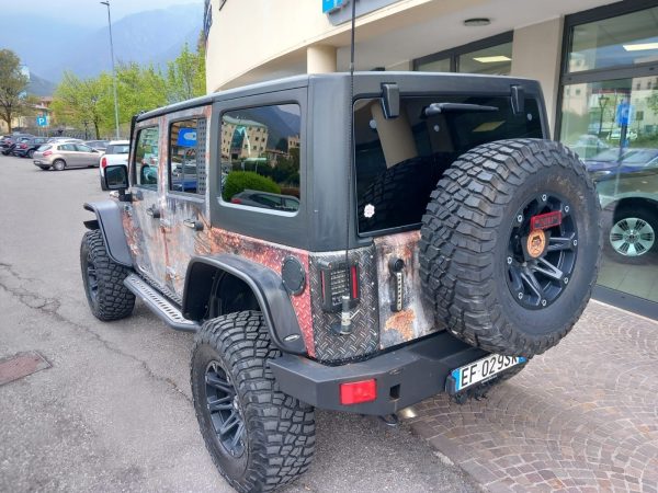 Jeep Wrangler Unlimited 2.8 CRD DPF Rubicon - immagine 2