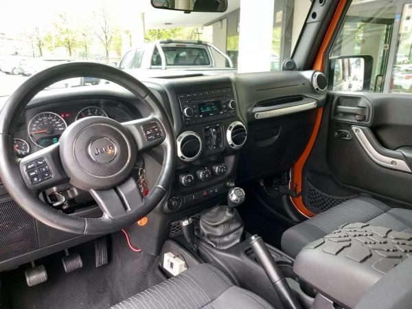 Jeep Wrangler Unlimited 2.8 CRD DPF Rubicon - immagine 10